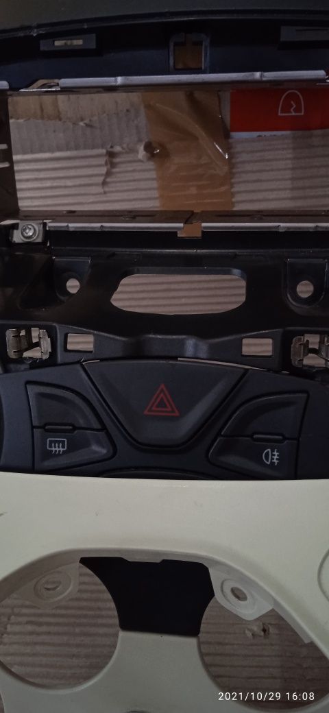 Ramka radia Ford Ka MK2