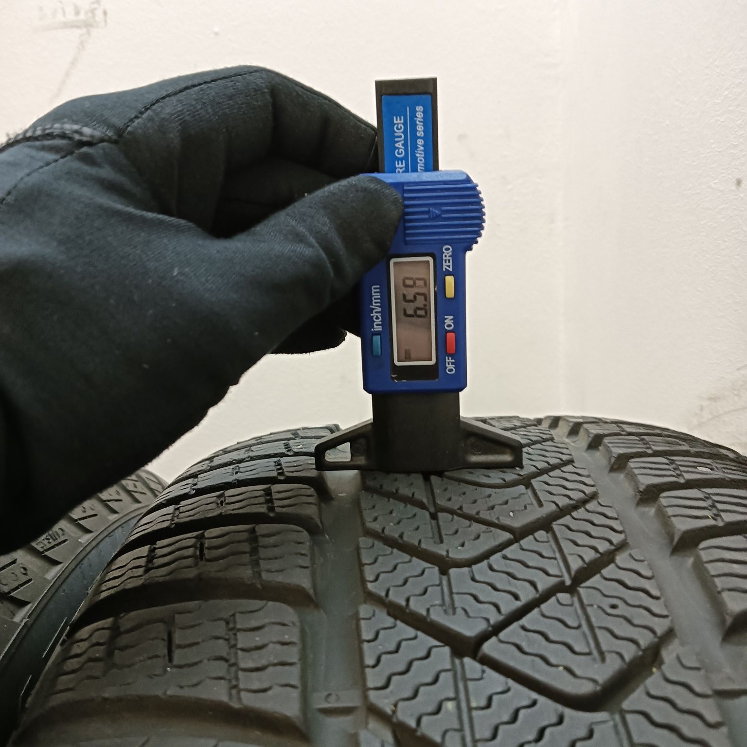 245/45/19 Pirelli Sottozero 3 Opony Zimowe komplet
