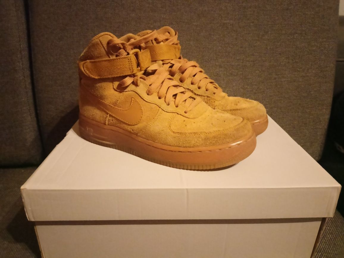 Nike air force 1 high Lv8