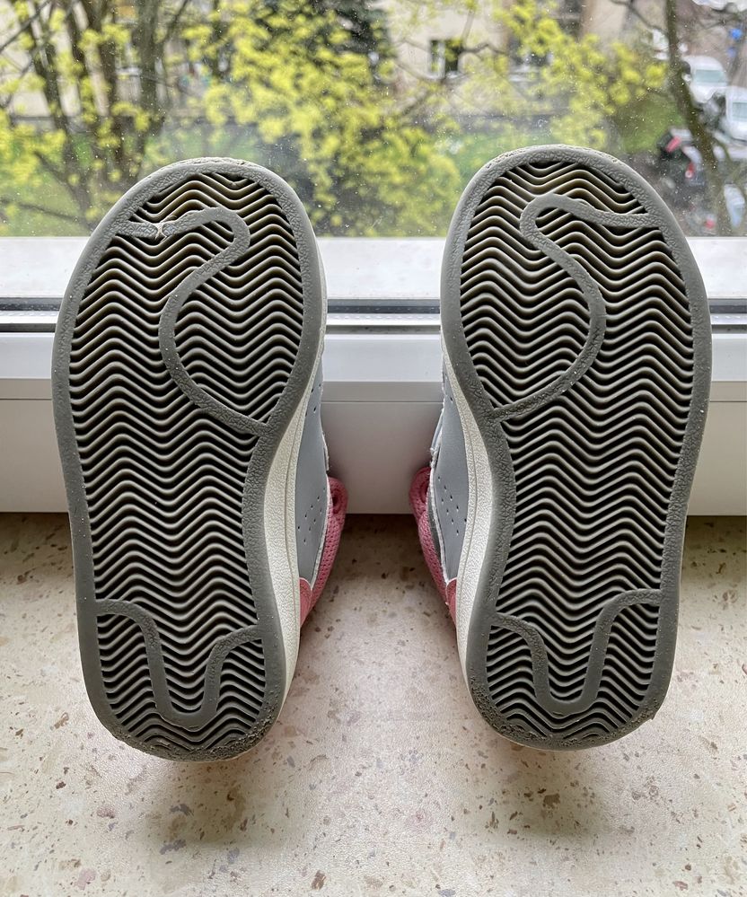 Buty wiosenne Bejo, rozm. 26