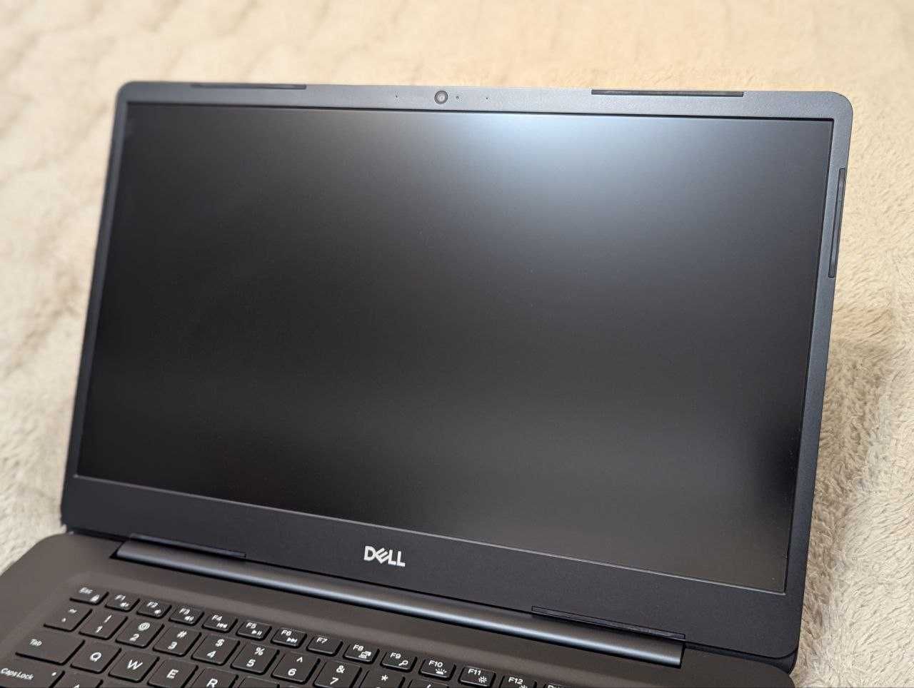 Dell Vostro 5581 /i5-8265U/ 16GB RAM/256 SSD / 500GB HDD/FHD IPS 15.6"