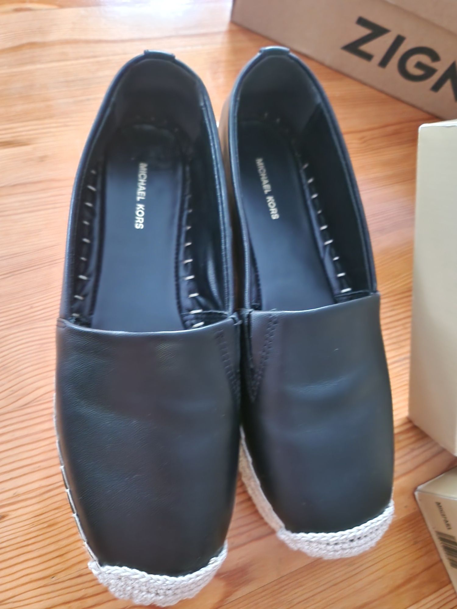 Michael Kors 37 skóra
