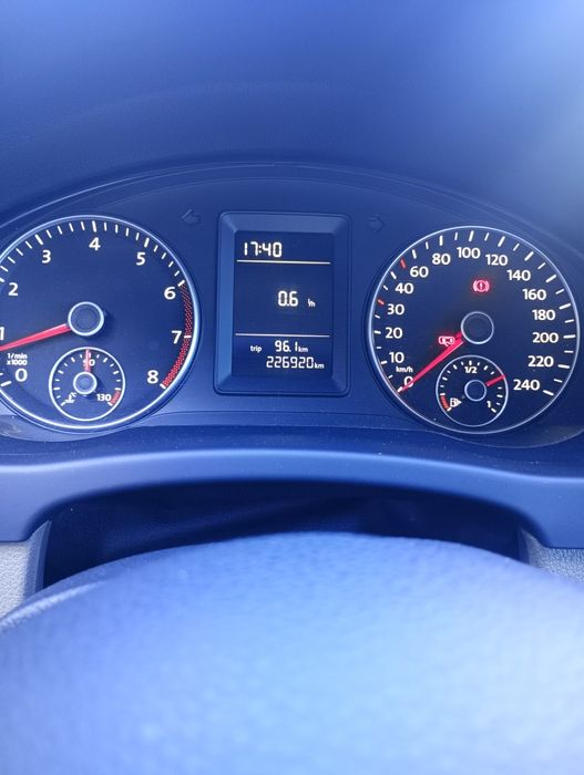 VW гольф 6+  2009 г. 1,4 tsi(соха)