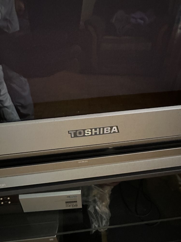 Продам телевізор Toshiba