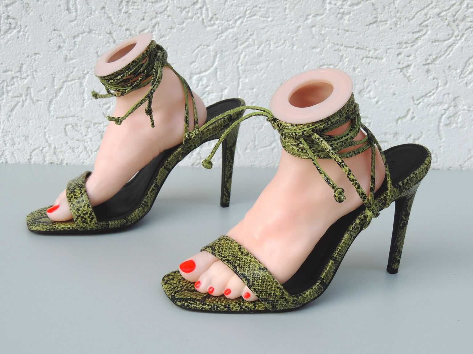 Eleganckie sandały "BOOHOO" rozmiar 6 (40)