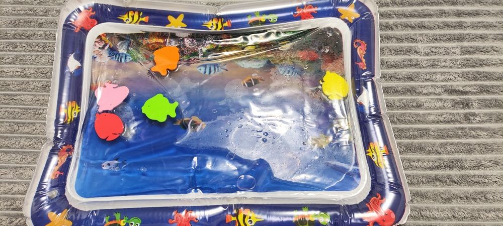 Дитячий розвиваючий водяний килимок з рибками