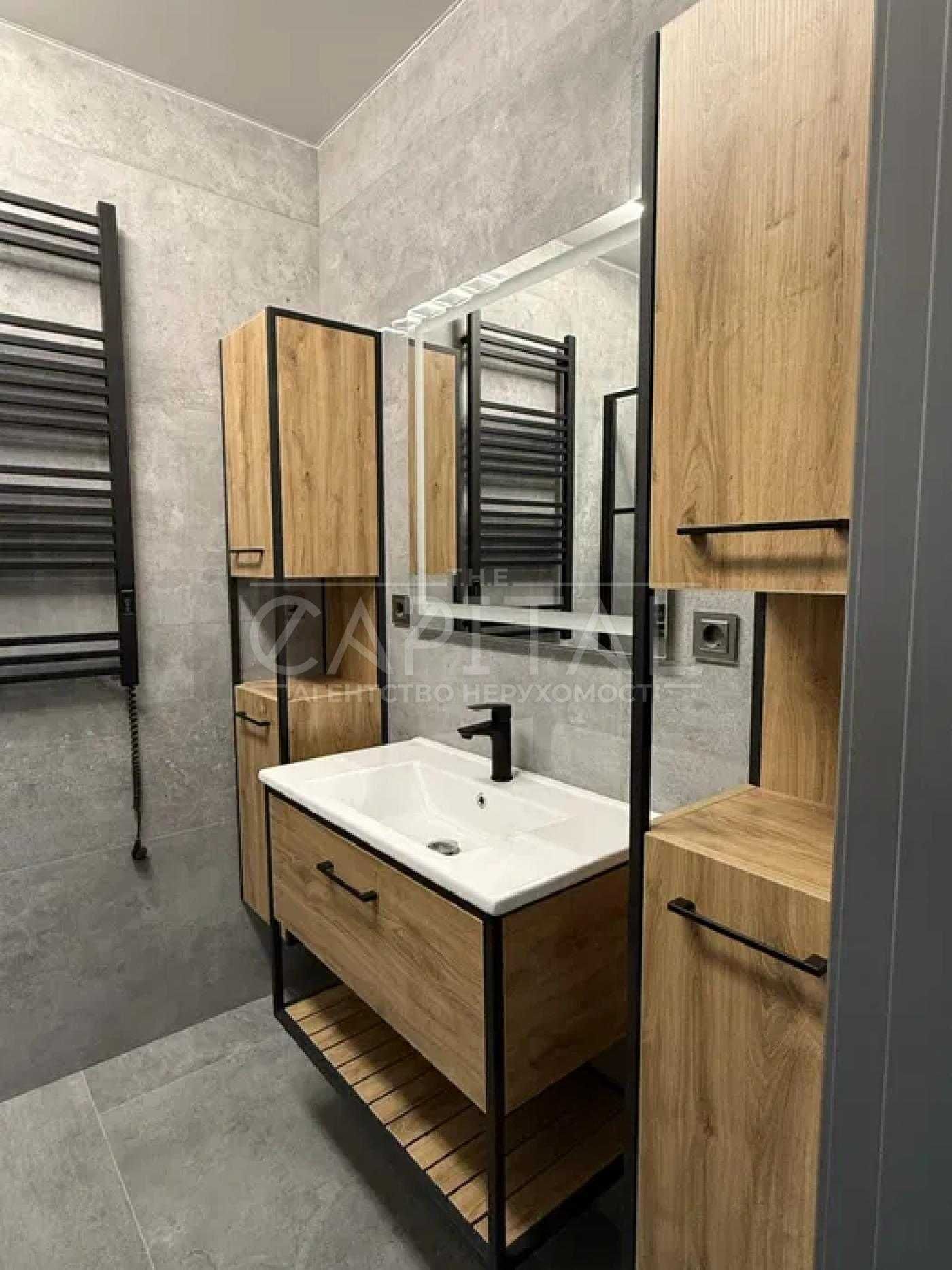 Перша здача 3-х кімнатна квартира, пр-т Степана Бандери, 32д