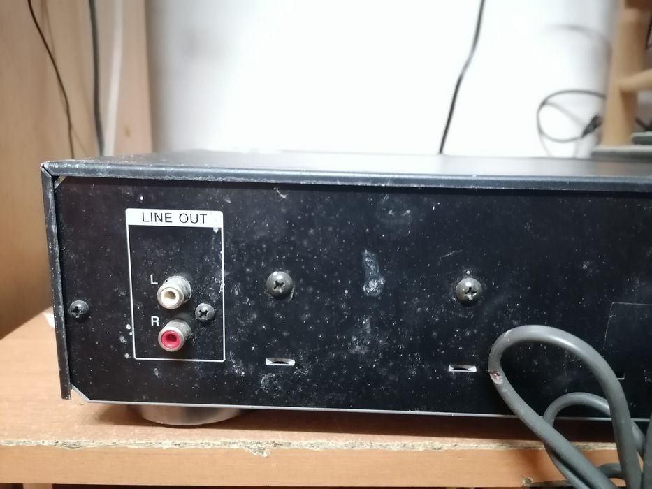 Odtwarzacz CD Sony CDP-311