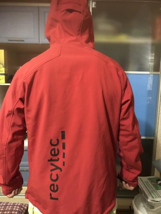 Курточка. куртка max fuchs