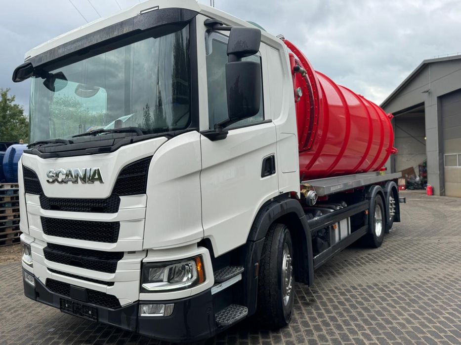 Samochód specjalny Scania P450