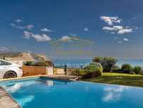 Moradia T3 com vista mar na praia da Luz