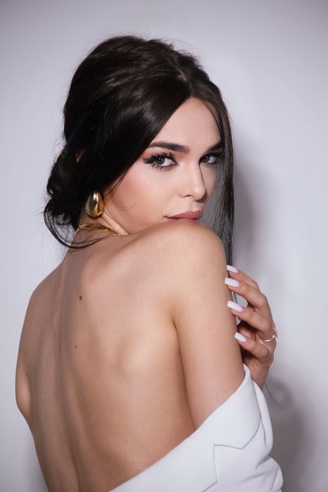 Фотограф Київ (студійний , вуличний , весілля,свята)