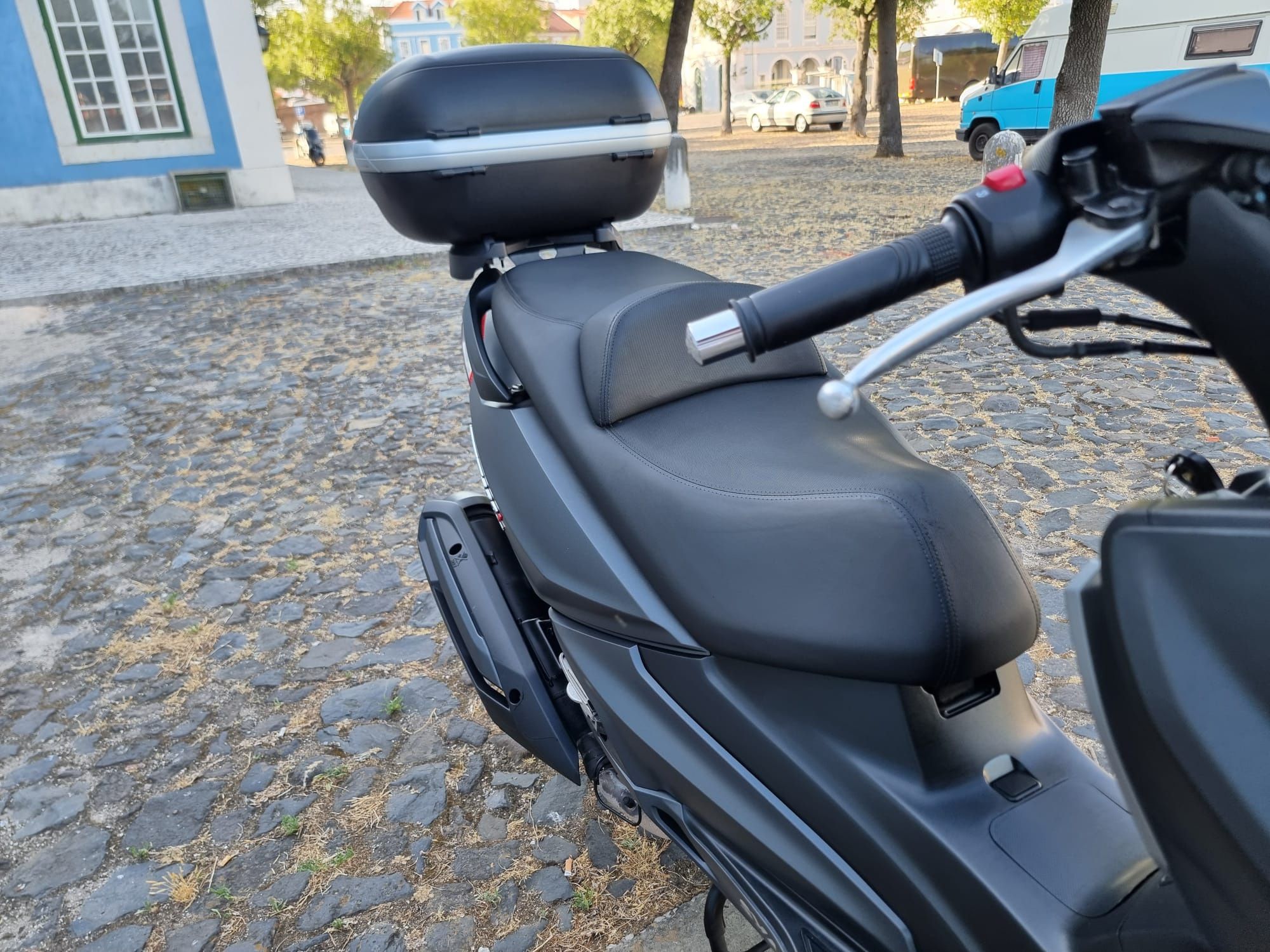 300i Abs mala givi46
