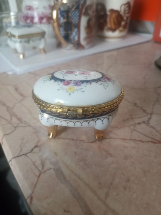 Puzderko porcelanowe