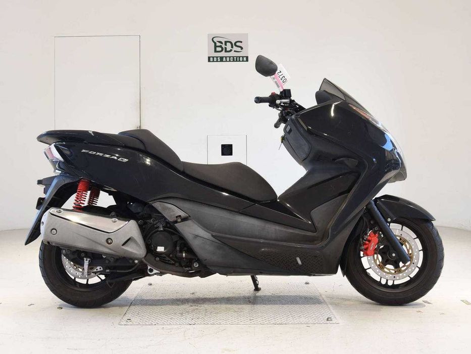 Скутер з Японії Honda FORZA 250 SI MF12 з документами в АртМото Суми