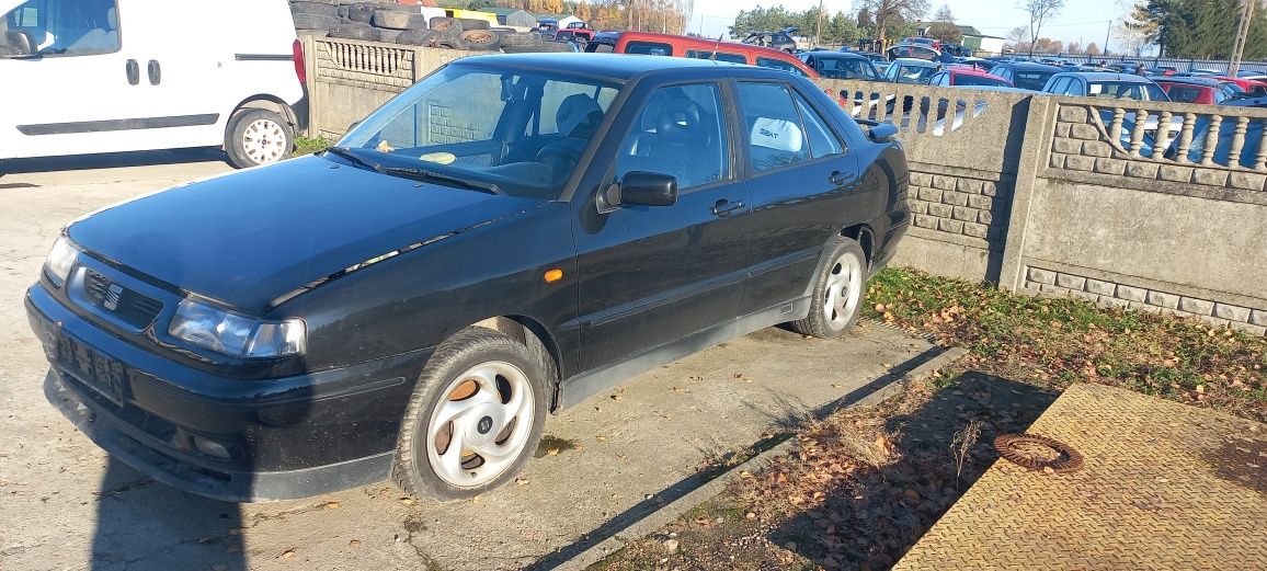 Seat Toledo GT 1.6 benzyna 97r wszystkie części