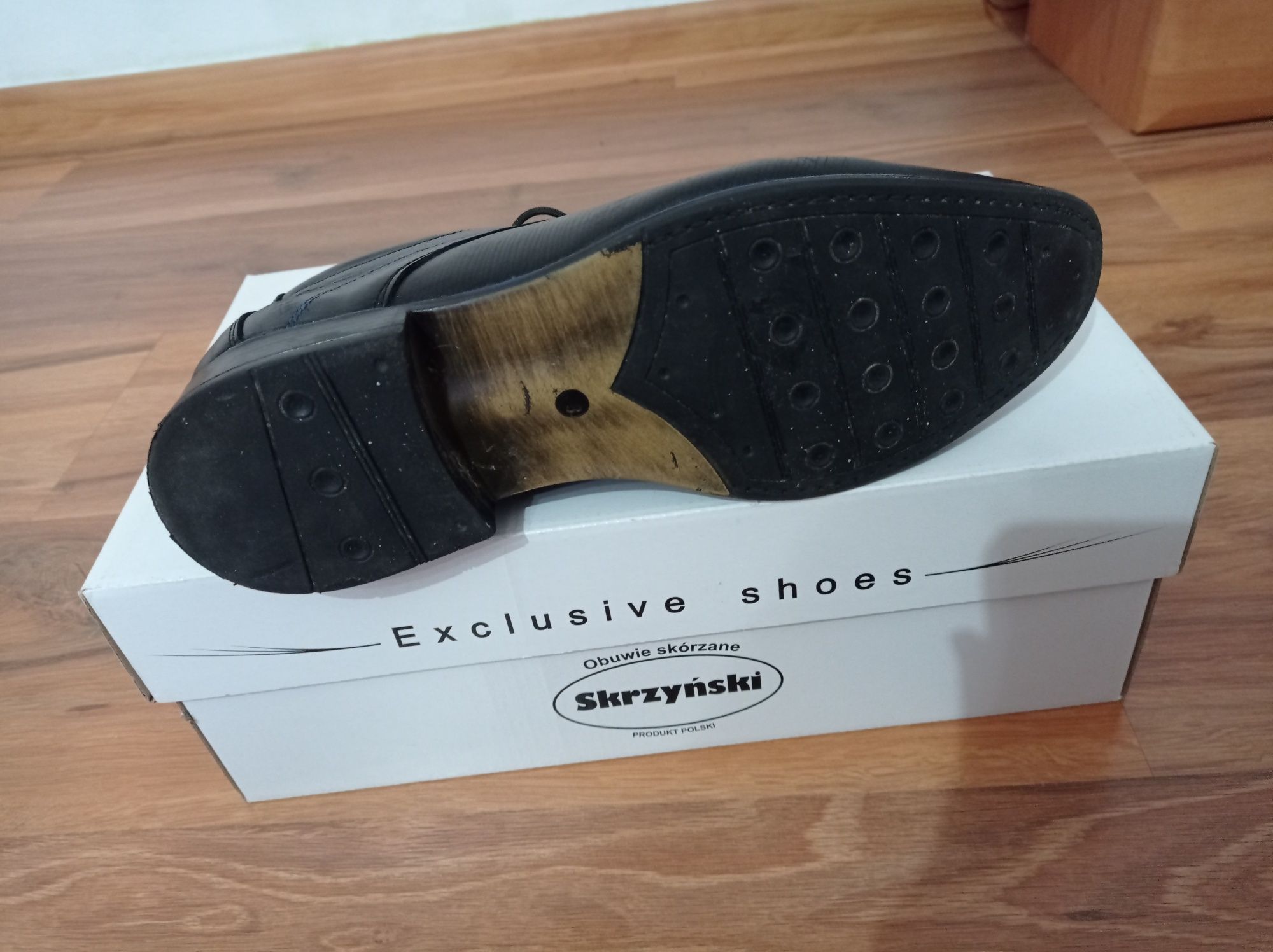 Czarne buty eleganckie