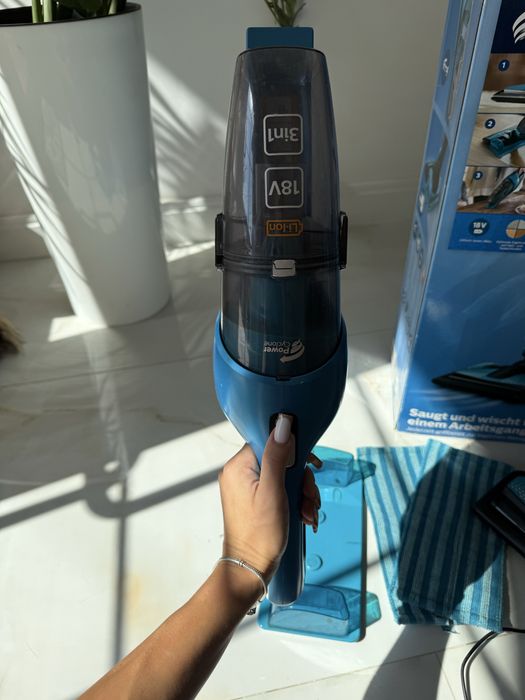 Пылесос Philips FC6405/01 PowerPro Aqua