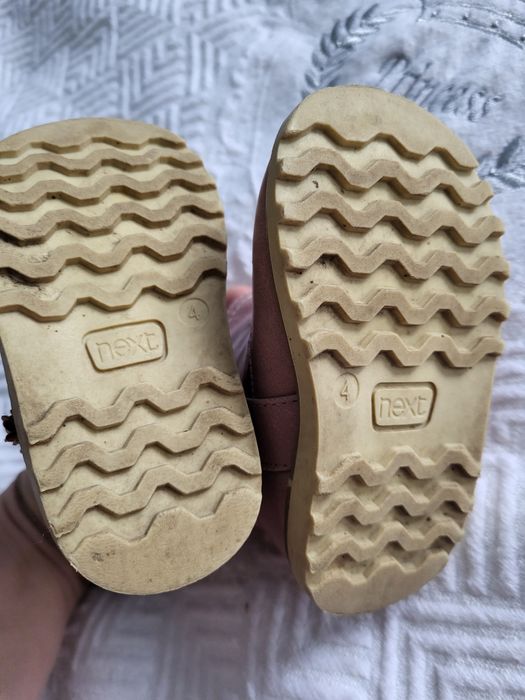 Дитячі чобітки р. 20.5