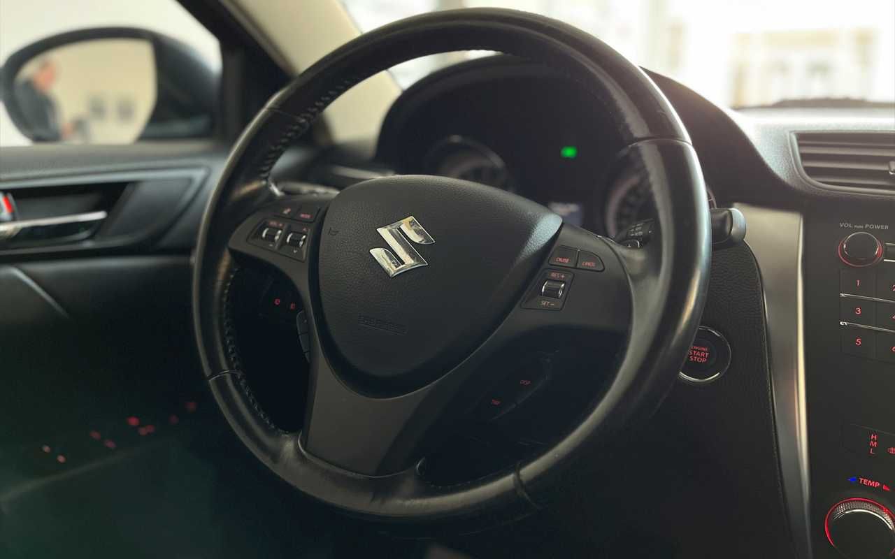 Suzuki Kizashi 2010