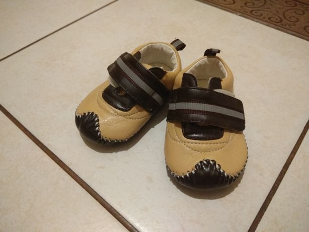 Miękkie buty buciki niechodki dziecięce niemowlęce r. 17