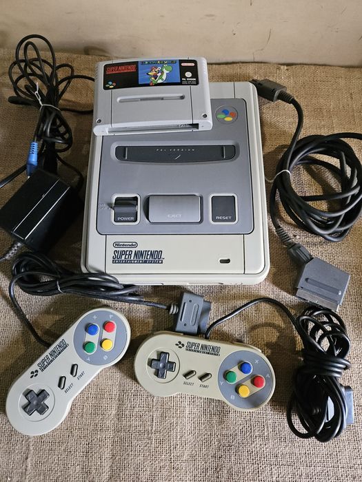 Super Nintendo em bom estado