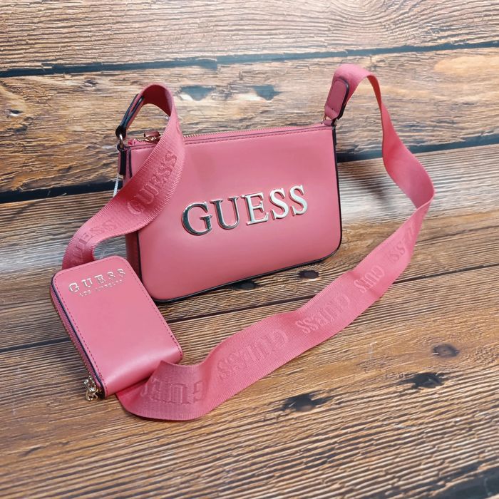 Torebka Guess Różowa Nowa z Metką 24x16 cm