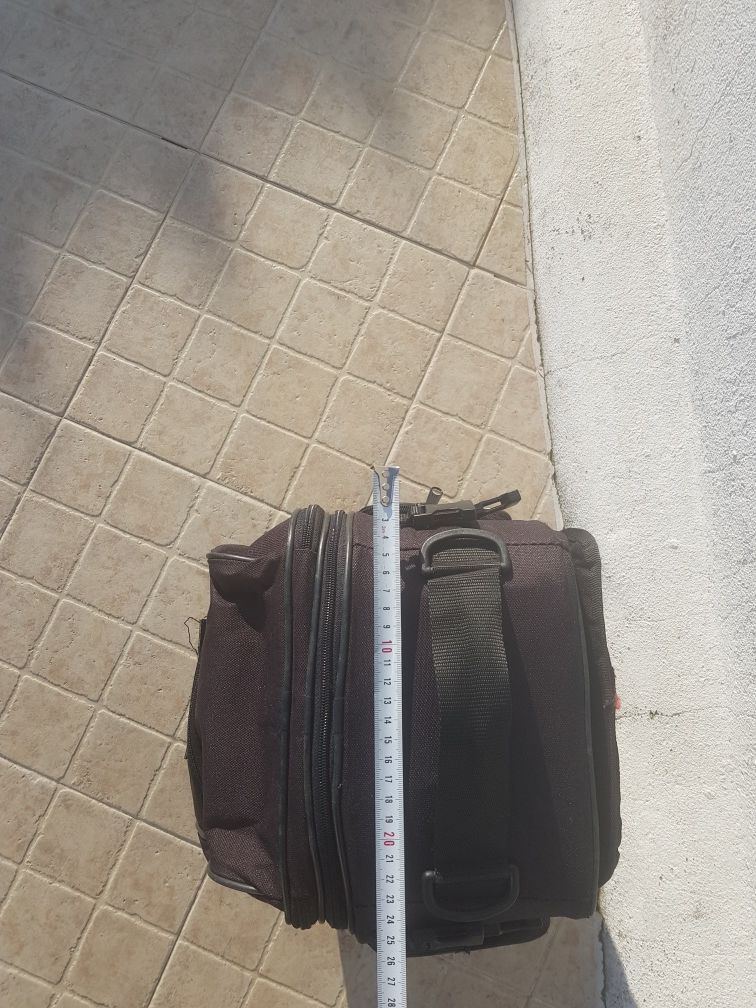 Mochila de depósito com íman