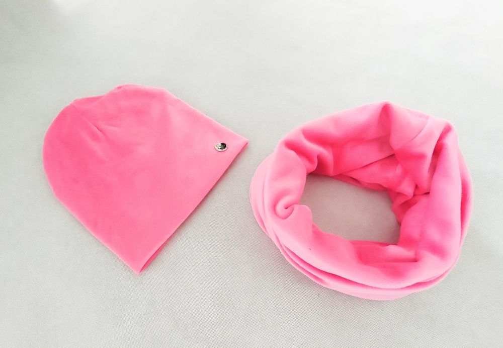 Komplet welurowy czapka+ komin