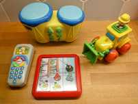 zestaw zabawek interaktywnych telefon Fisher Price bębenek Peppa