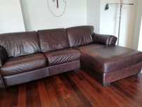 Sofá em Pele com chaise long