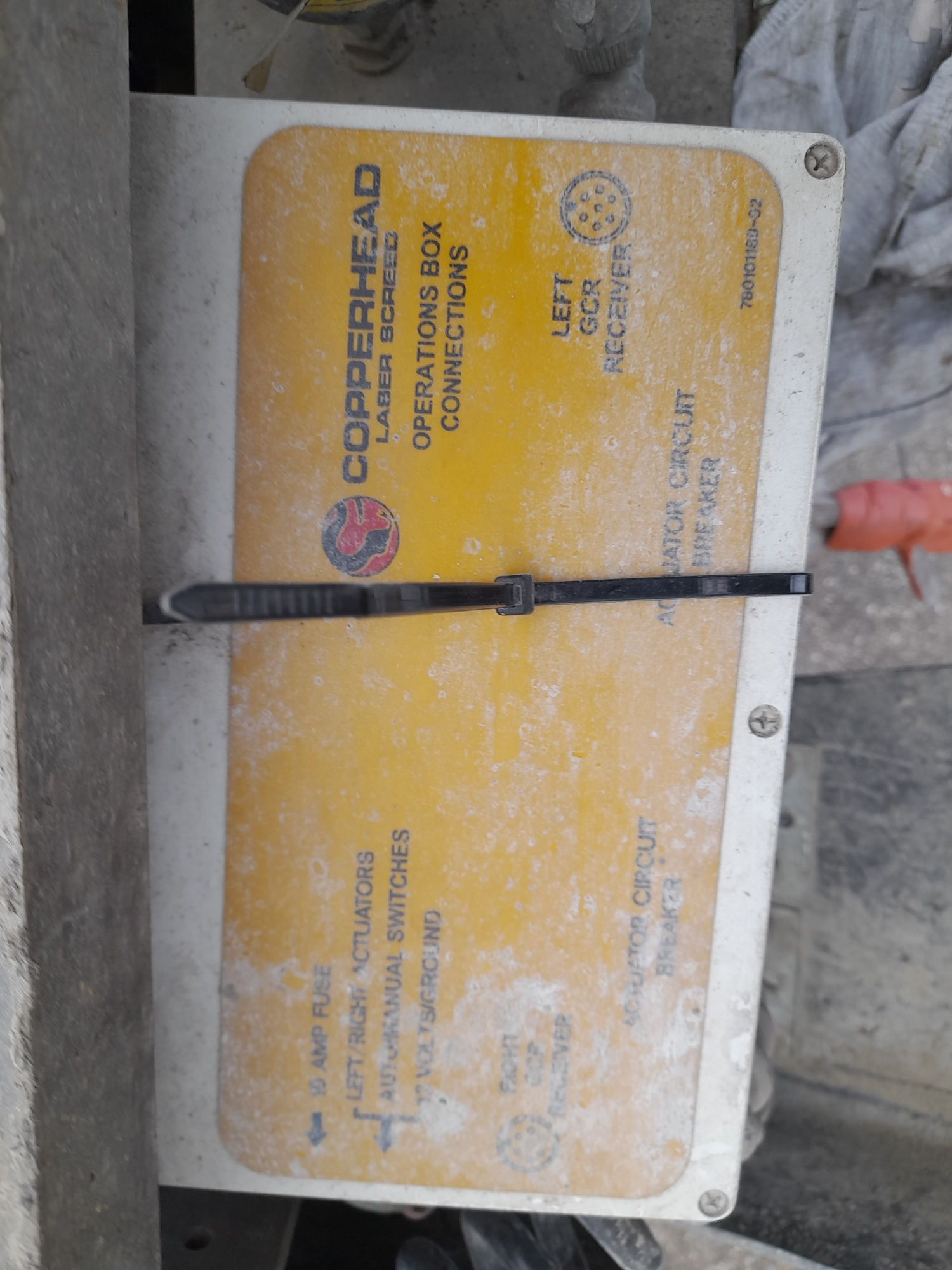 SOMERO CopperHead XD Laser Screed niwelator równiarka do betonu