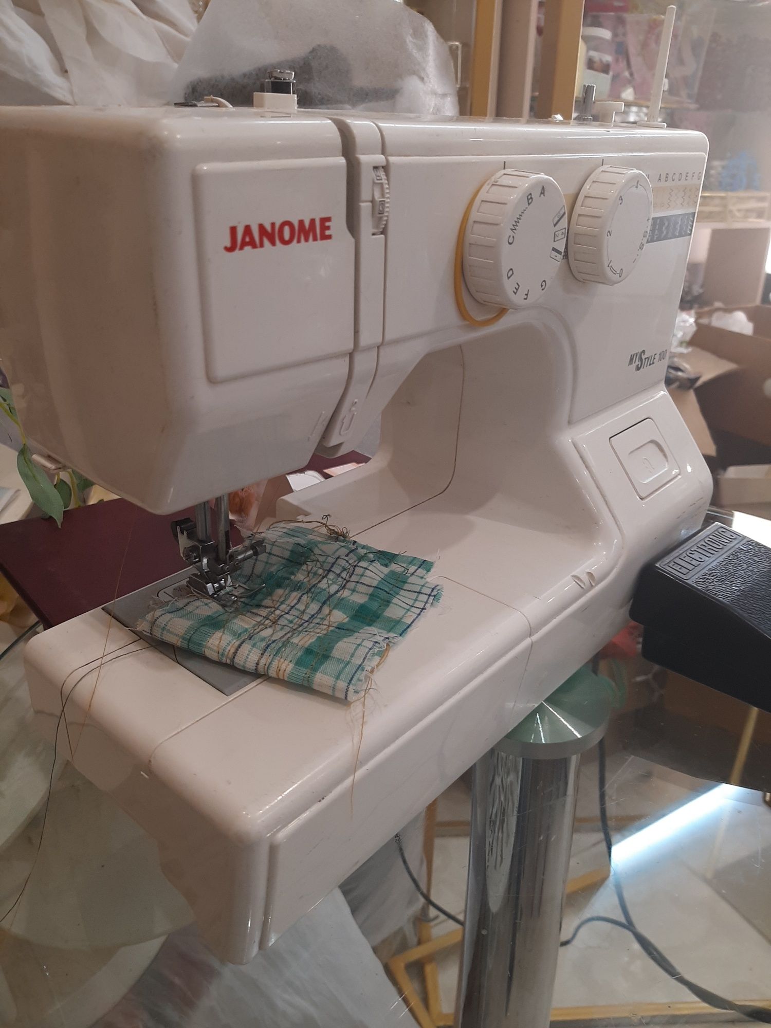 Janome my style 100 швейная машинка
