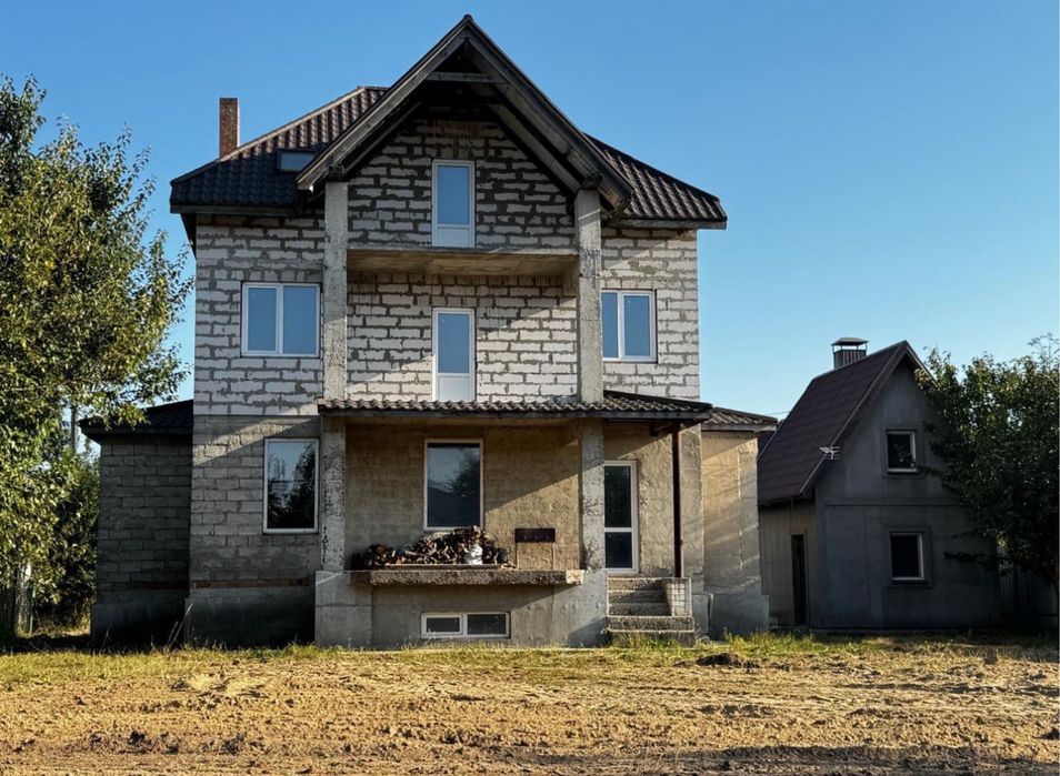 Створіть свою фортецю! Продаж будинку, Крюківщина. Поруч Київ.