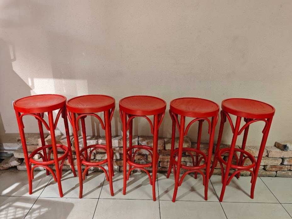 Hoker Thonet  Fameg – czerwony – wysokość 80 cm – klasyk
