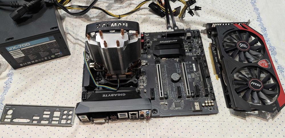 Комплект: i7-7700K + GTX 750 TI + DDR4 16GB + GA-Z270X-Ultra Gaming