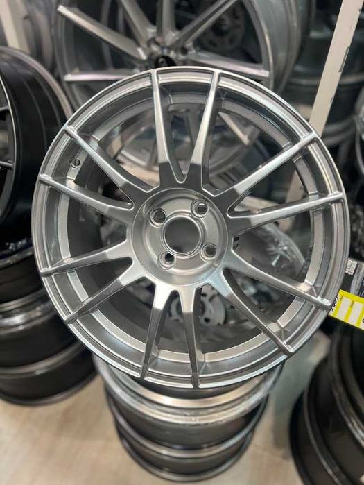 jantes 17 4x100 oz ultrallegera originais