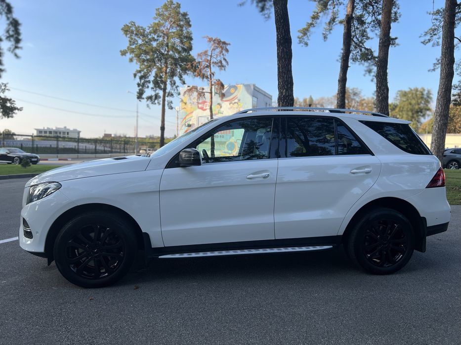 Mersedes-Benz GLE250d 2015 официал