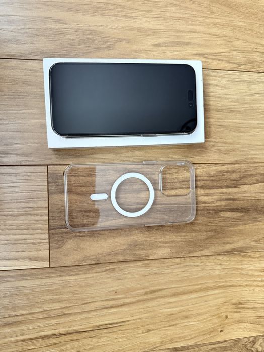 Sprzedam Iphona Apple 15 Pro Max  256 gb 6,7” 120 Hz Tytan Naturalny