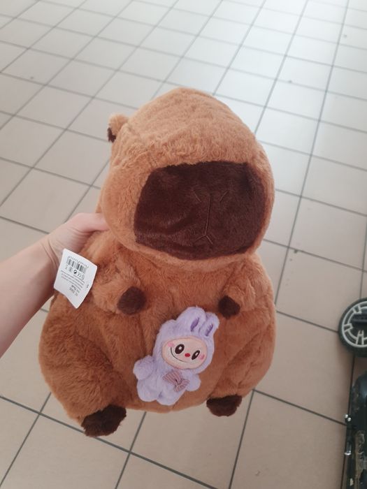 Brązowy plecak kapibara z labubu dla dzieci