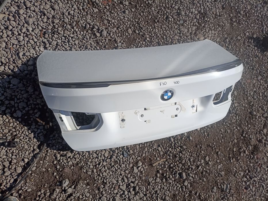 Klapa tył tylnia pokrywa bagażnika lotka carbon BMW f30 Alpinweiss 300