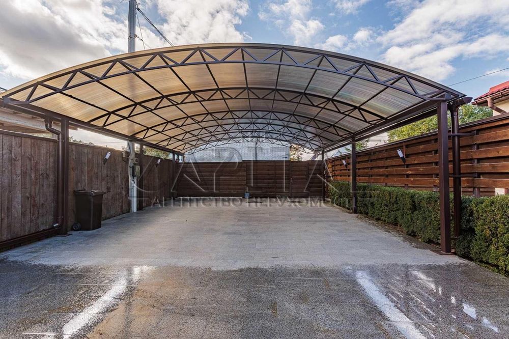 Пропонується в оренду шикарний будинок у Горенці 180м2