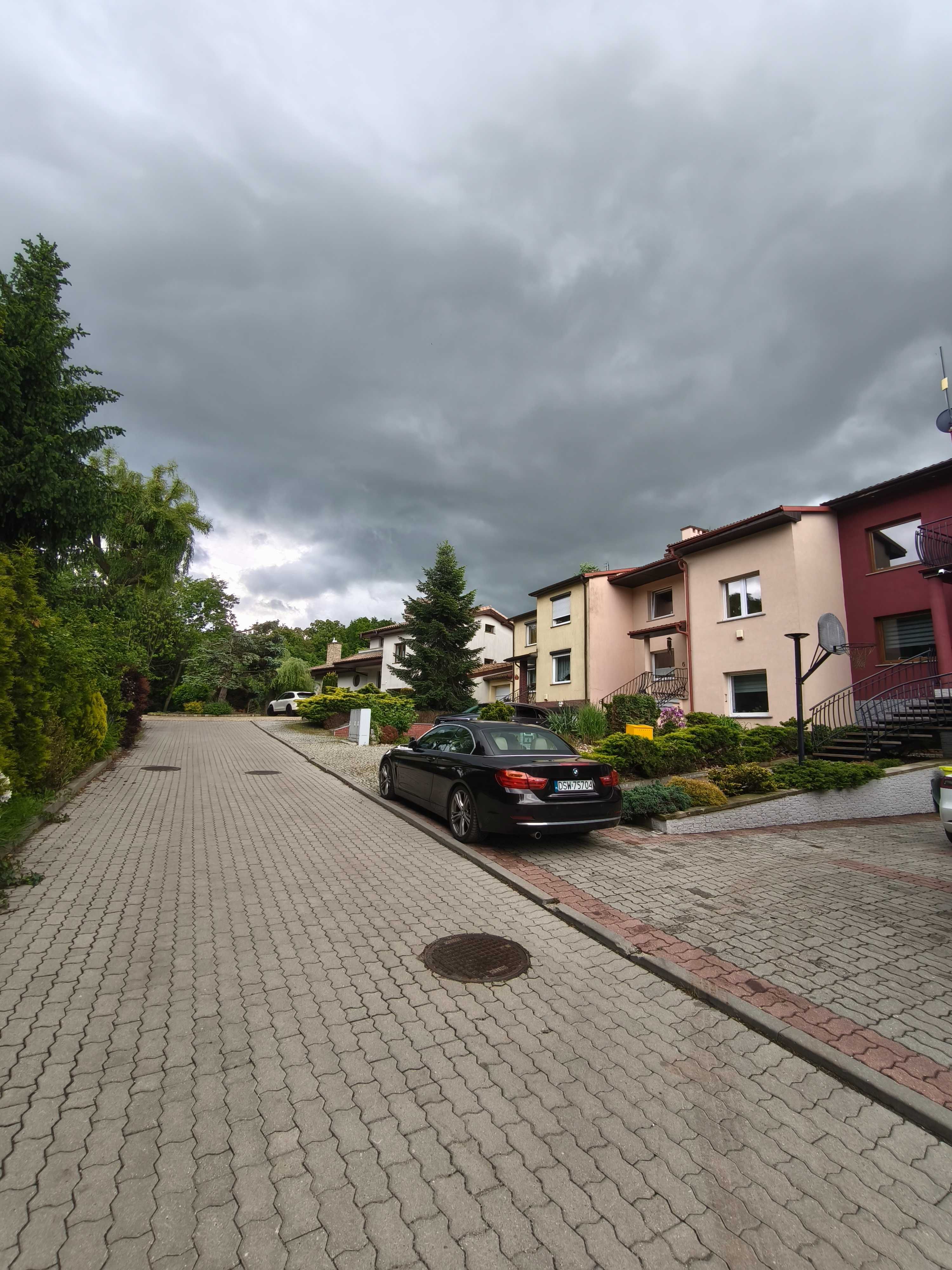 Gotowy do zamieszkania dom w Świebodzicach i  na skraju lasu