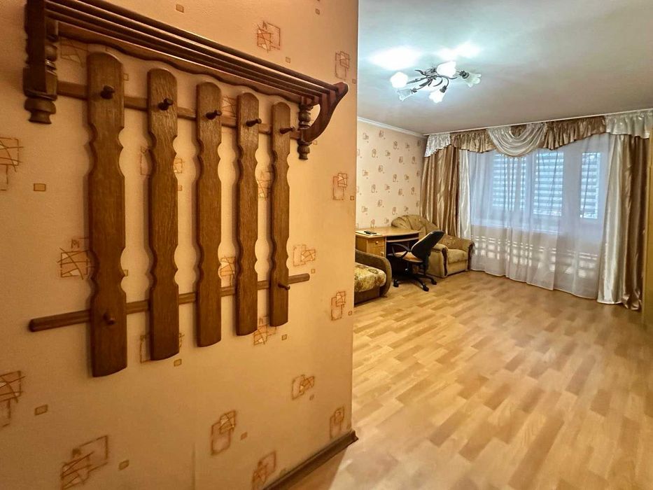 1ком Миколи Закревського 31, Троещина