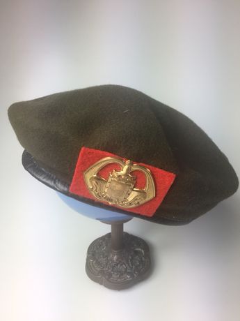 Vintage, Militária, Boina militar do exército holandês