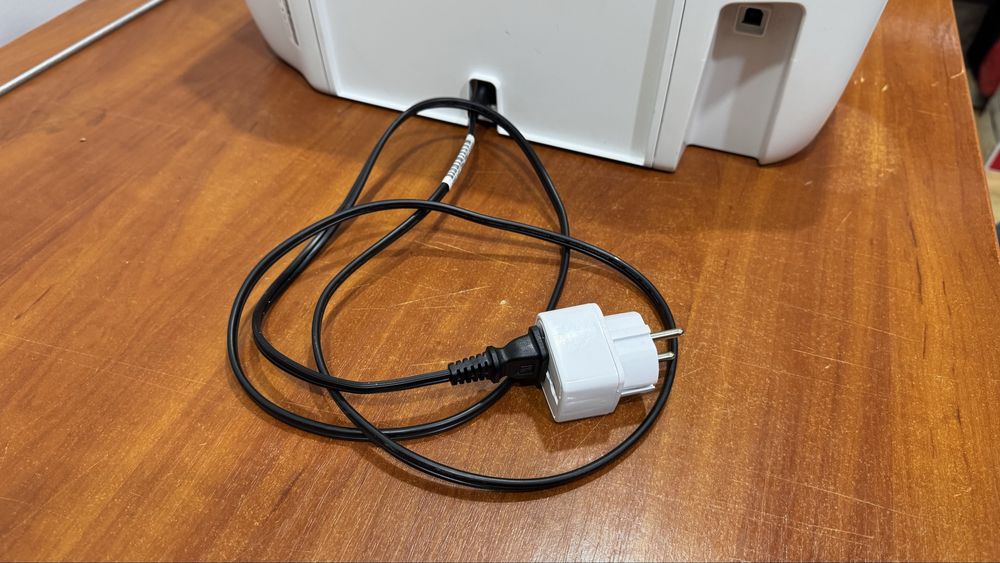 Принтер / сканер HP DeskJet 2725
