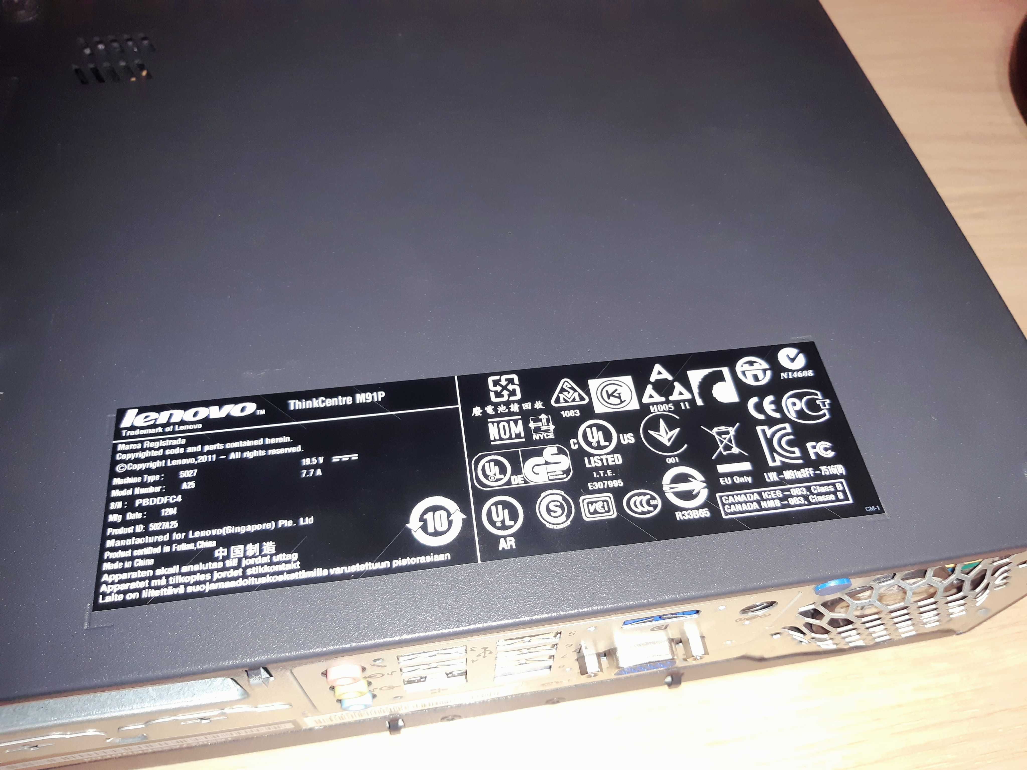 Maly komputer Lenovo ThinkCentre