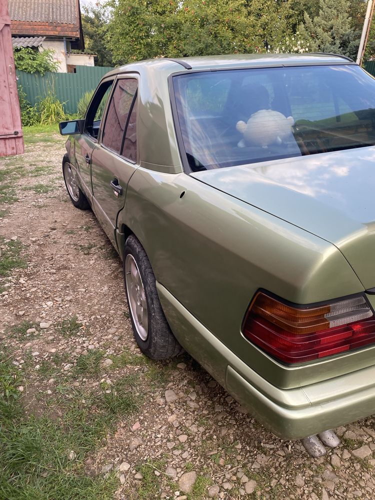 Mercedes w124 3.0