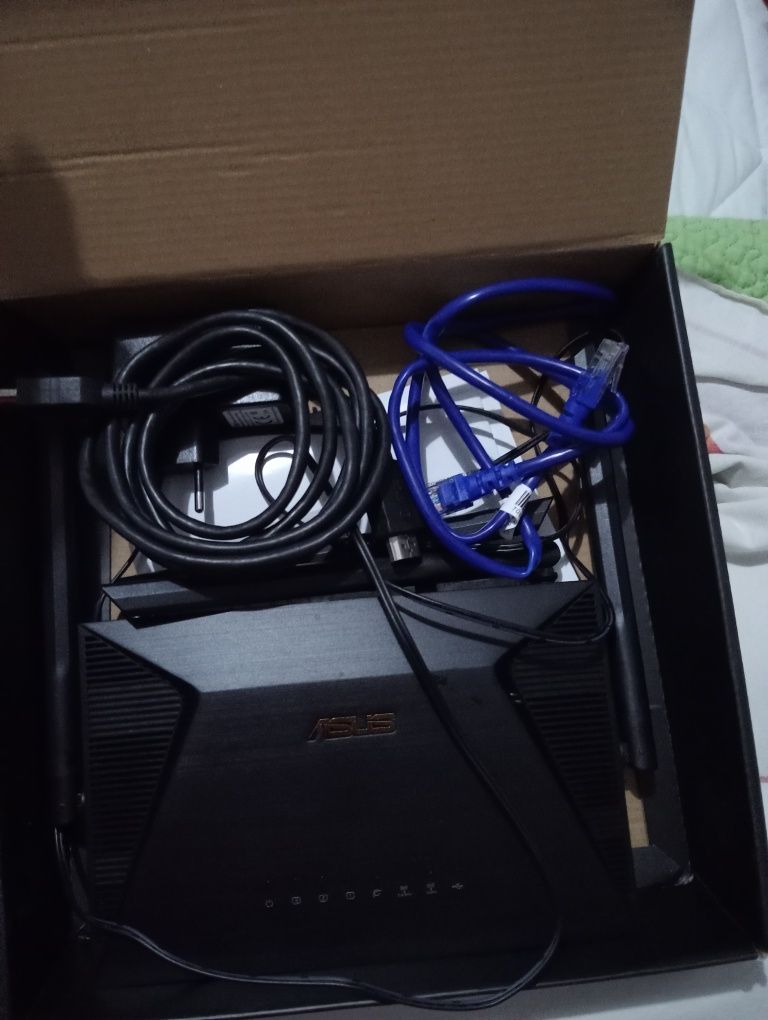 Vendo router ASUS para gamers