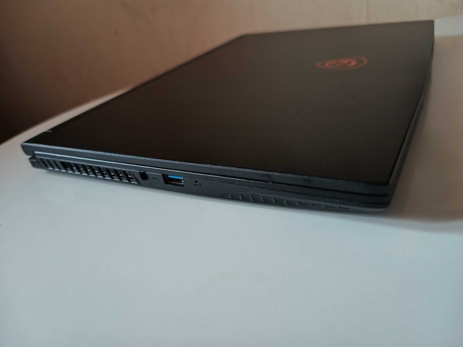 MSI GF63 Thin 10SC i5-10300H 16G nVIDIA GTX1650Max-Q 4Gb SSD512Gb 60Hz